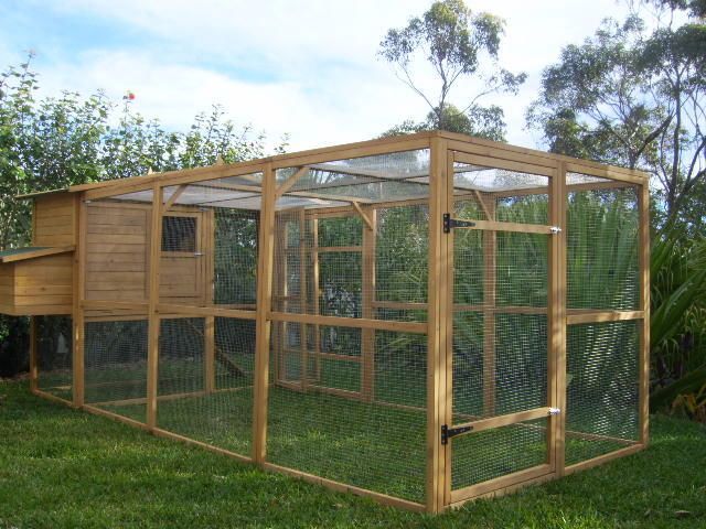 Manor Large Chicken Coop And Run Package